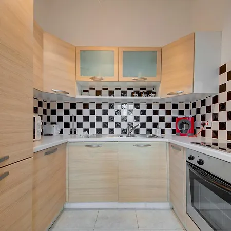 Bright Stay, Balcony Bliss & Location By 360 Estates Sliema